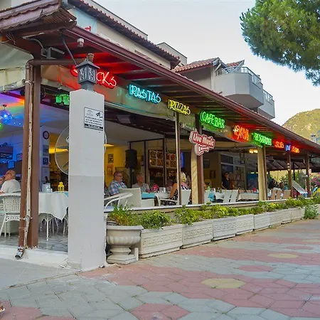 Arya 酒店